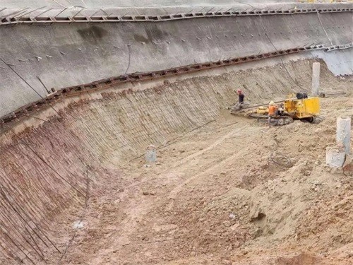 西乌珠穆沁基坑边坡加固